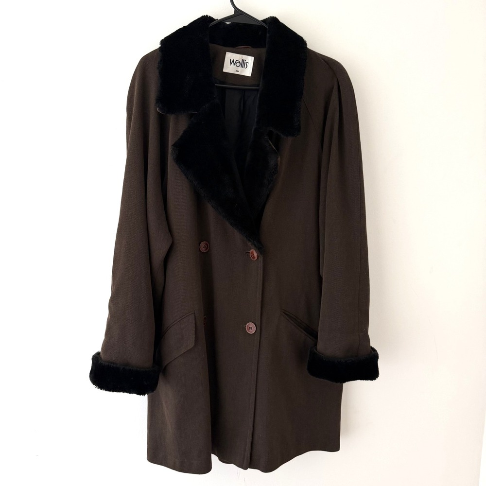 Vintage Wallis Coat Brown Black Faux Fur Collar And Cuffs‎ Quiet Luxury